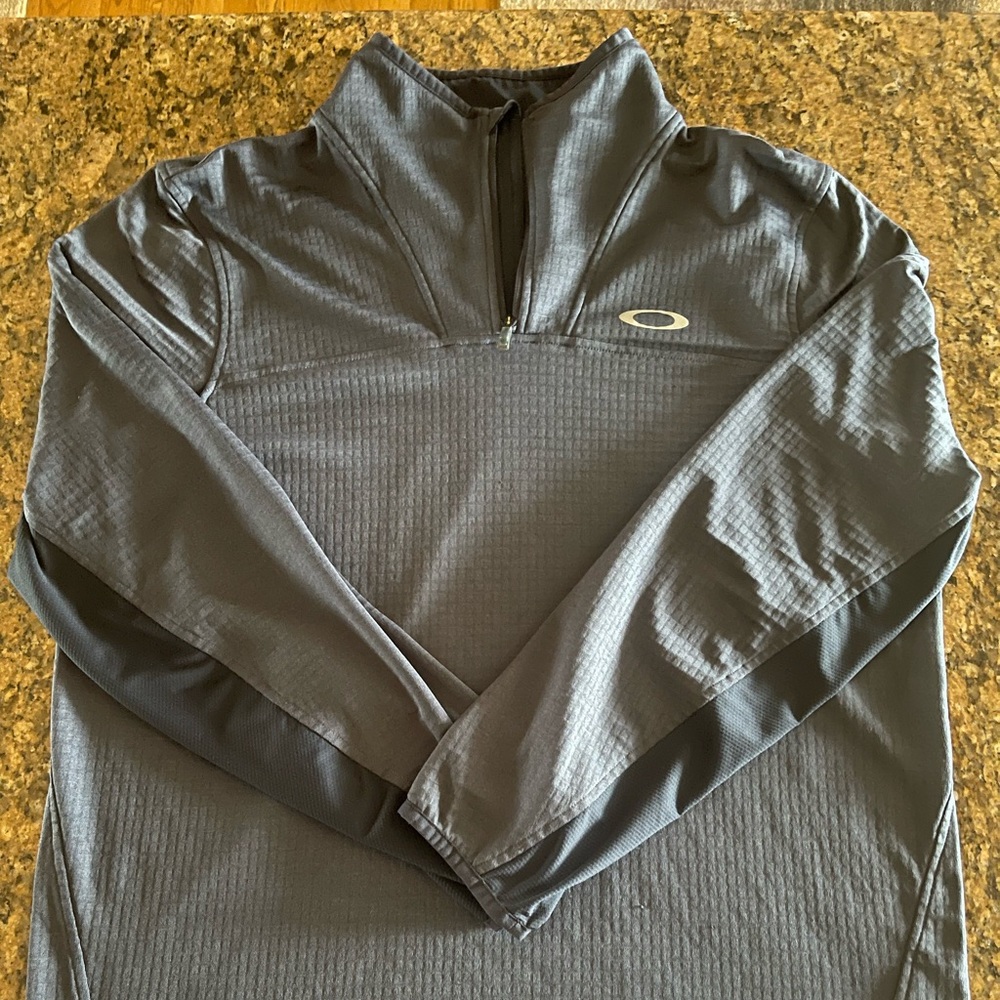 Oakley 1/4 Zip Pullover